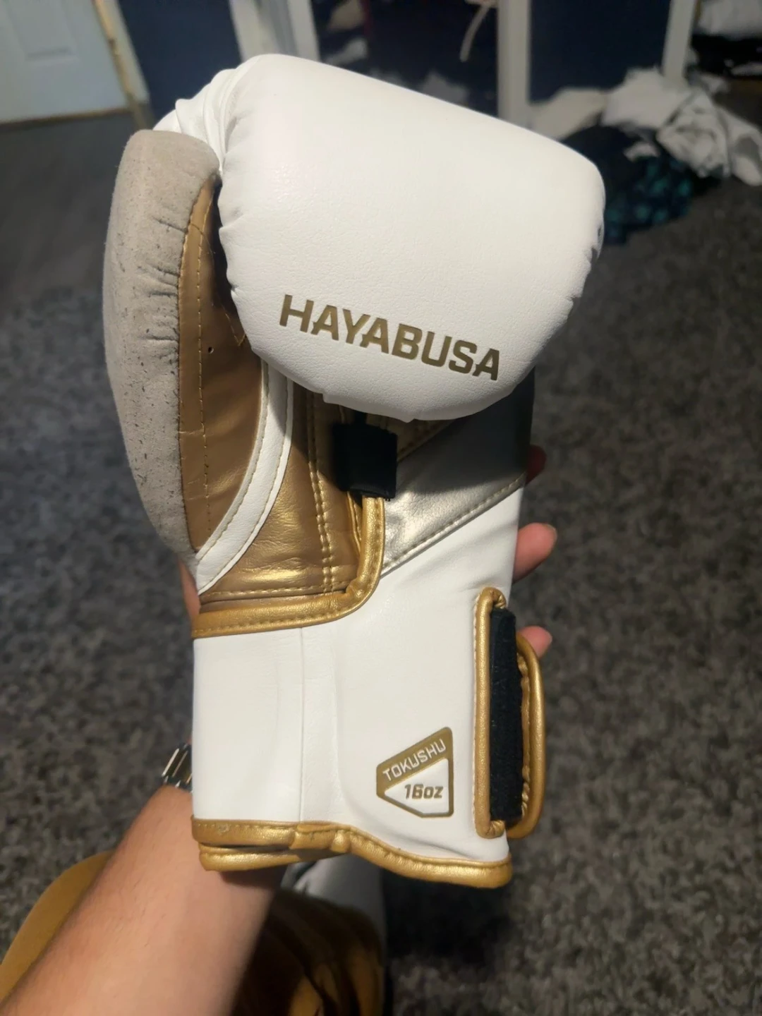 Hayabusa Boxing Gloves - 16oz - photo 2