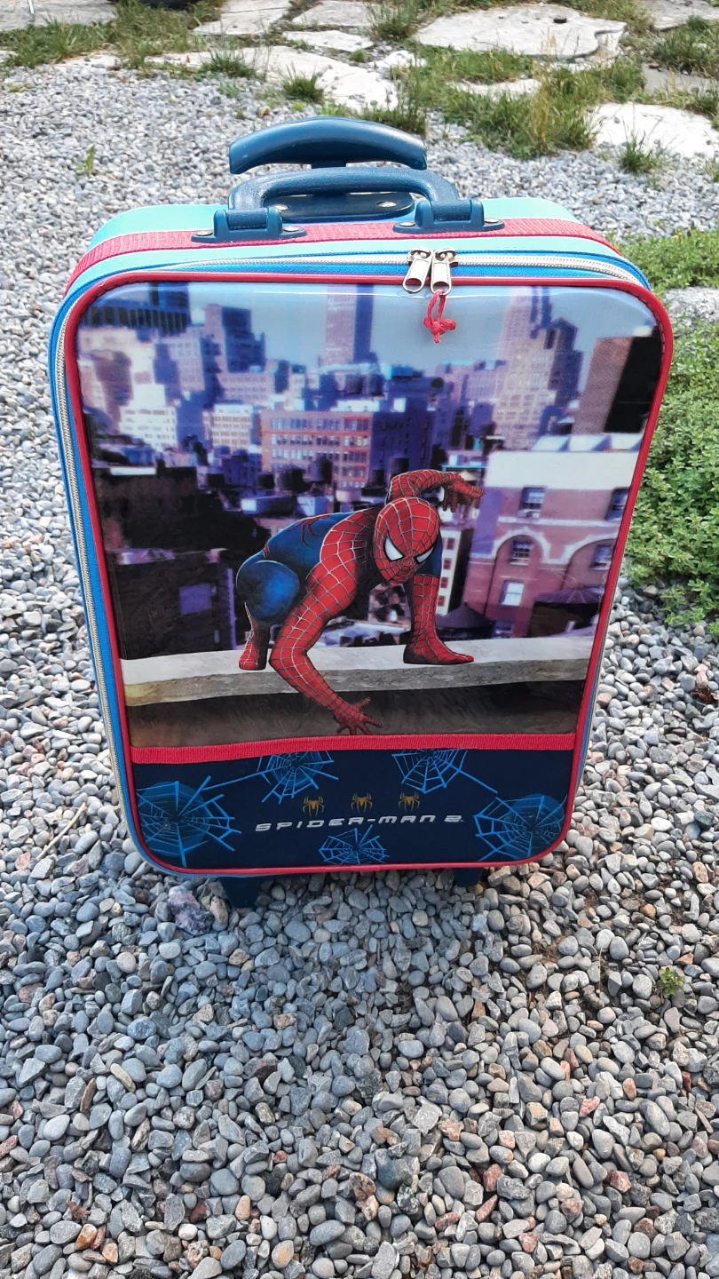 Spider-Man 2 Kids Rolling Suitcase - photo 5