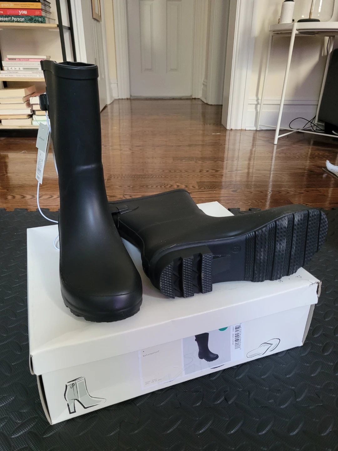 NWT Black Waterproof Rain Boots - Size 8