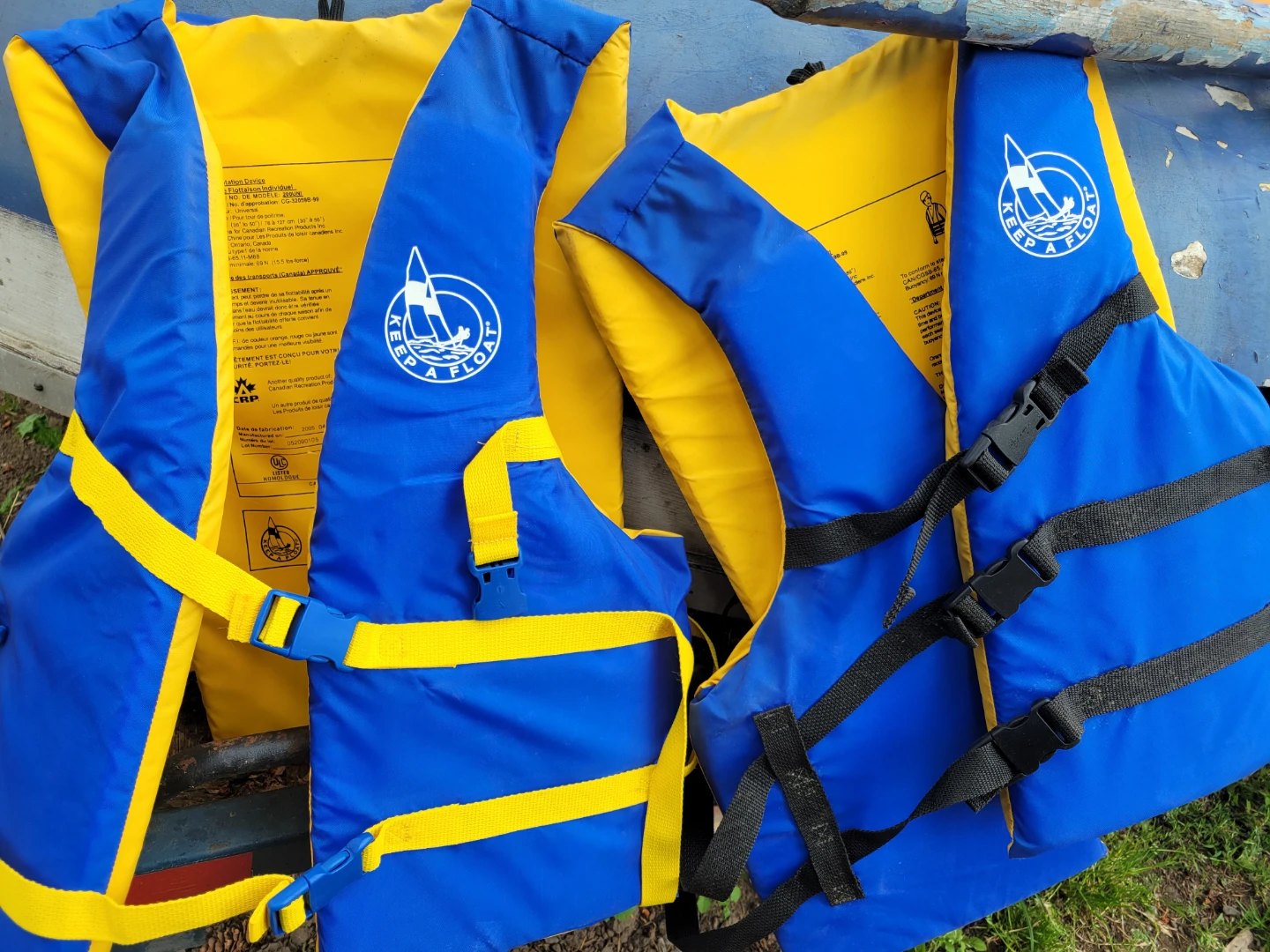 Rowboat with paddles and life jackets - photo 3