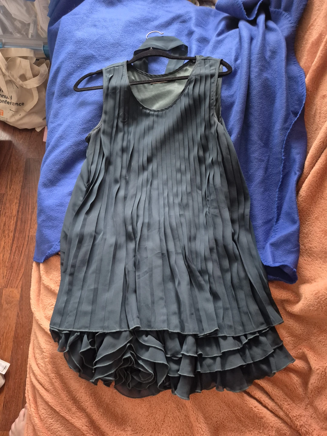 Carolina Williamson Teal Pleated Dress with Ruffle Hem ⚽ - photo 4