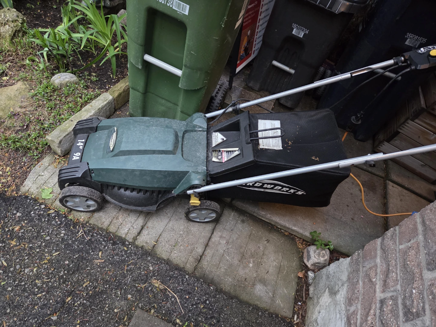 Greenworks 14" 9A Electric Mower