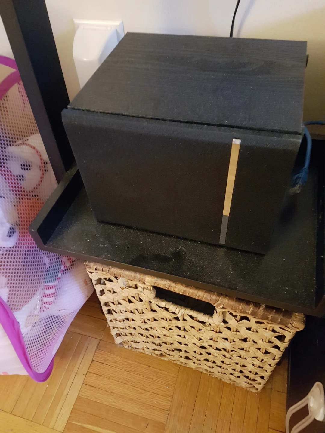 BOOKSHELF SPEAKERS w/ SUBWOOFER