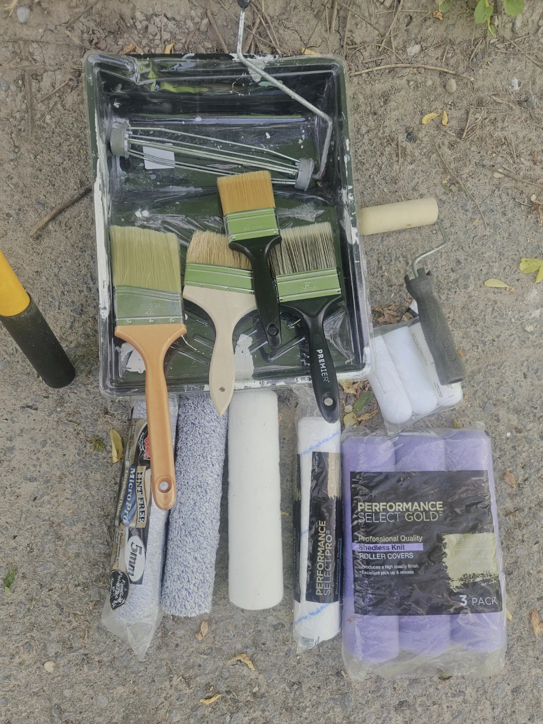 Painters extendable pole, new brushes, rollers, tray. - photo 2