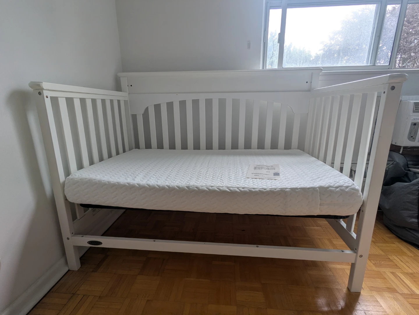Graco Lauren Convertible Crib