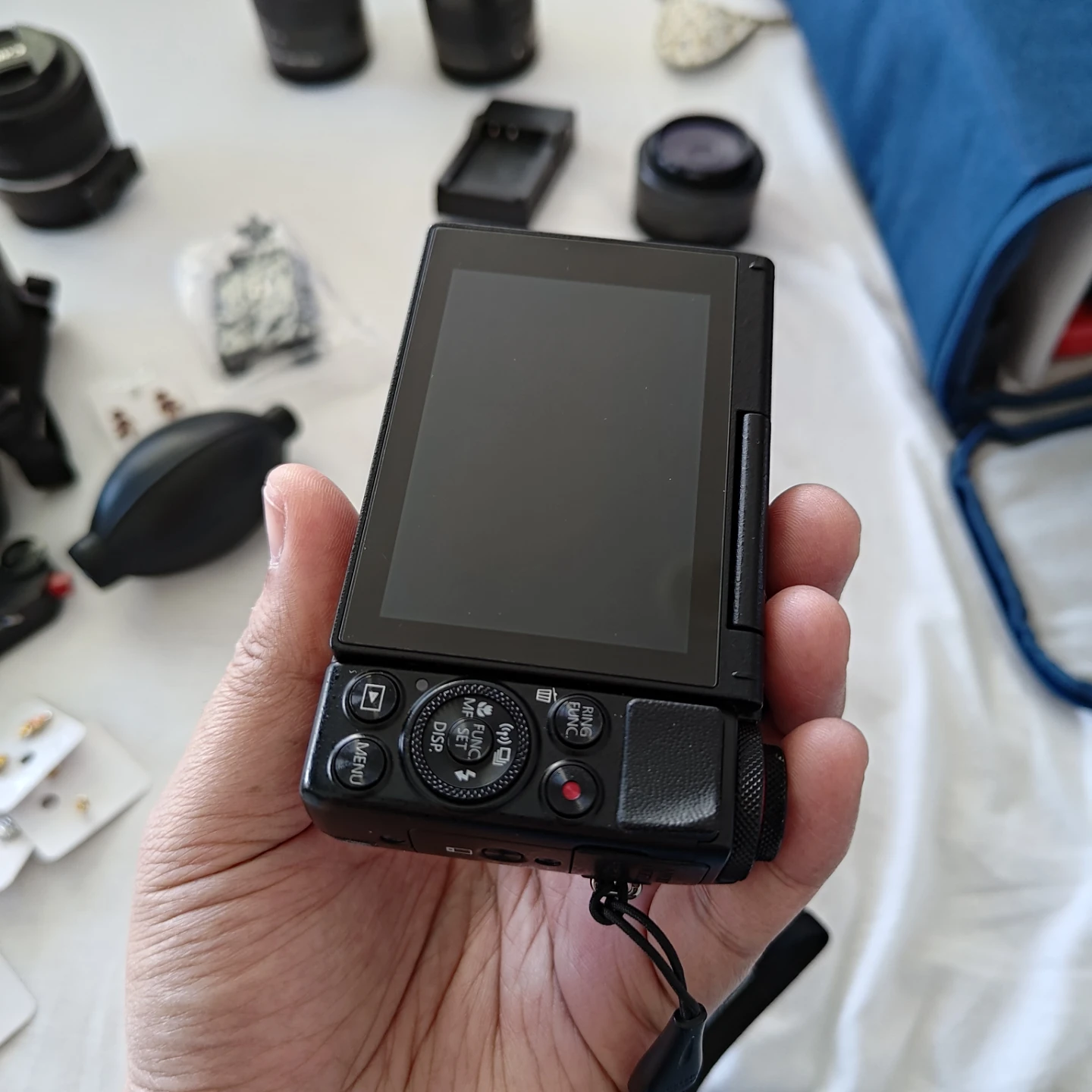 Canon G7X Digital Camera Mark I - photo 2