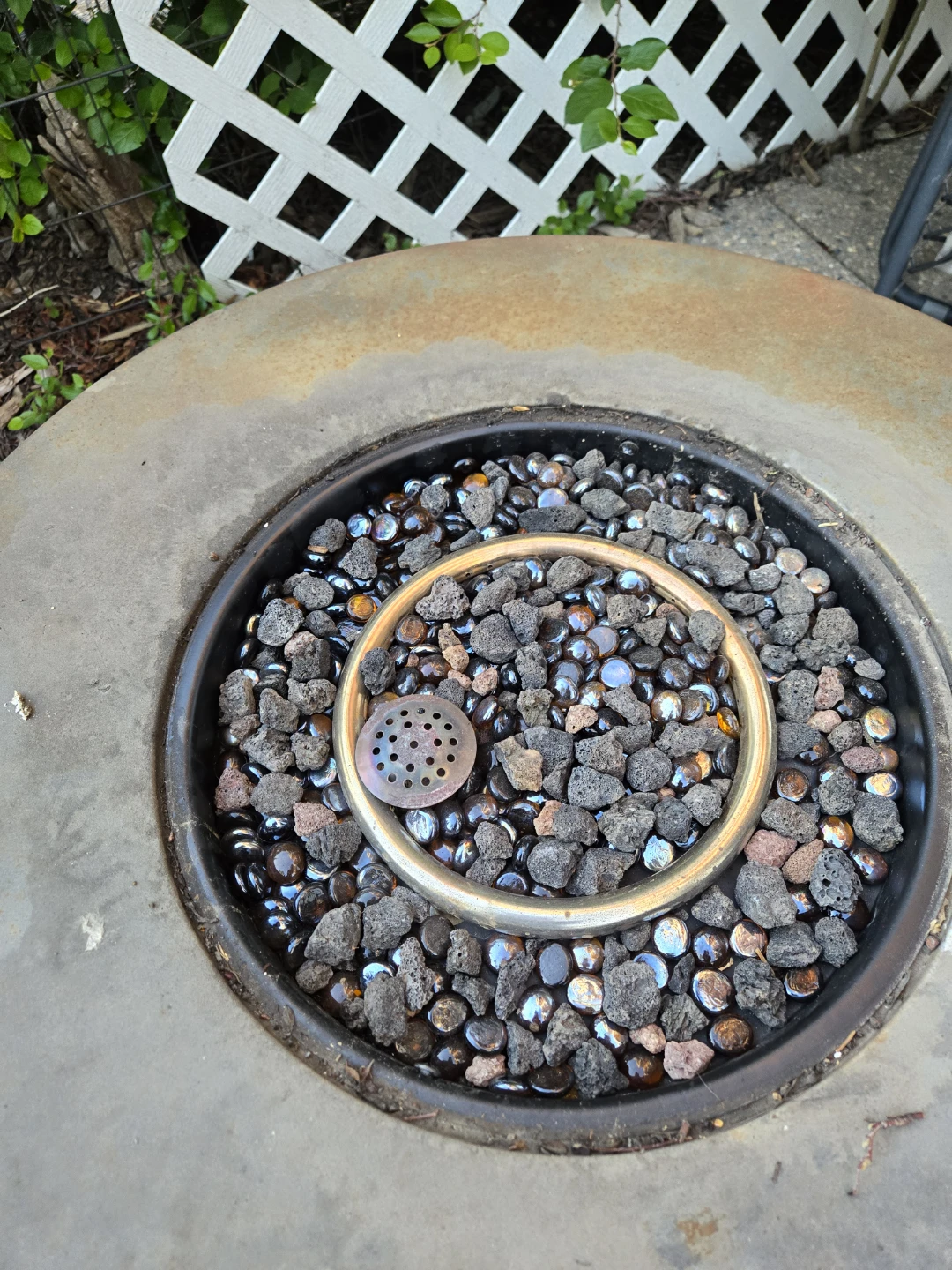 Round Metal Fire Pit with Gas Hookup