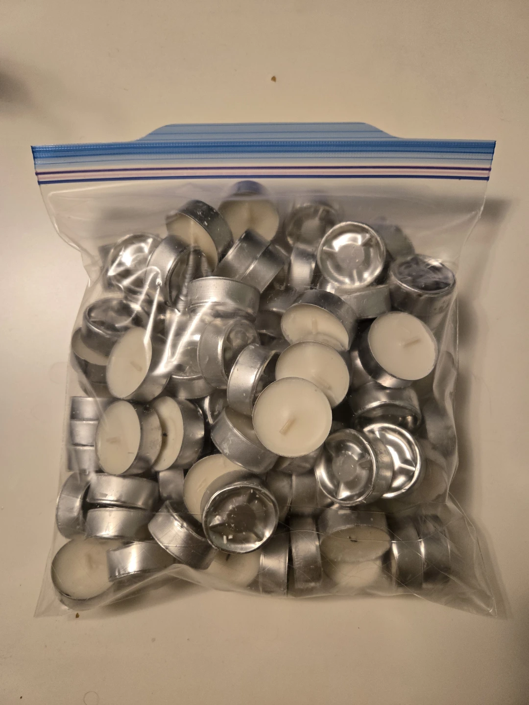 Tea lights (approx 80)