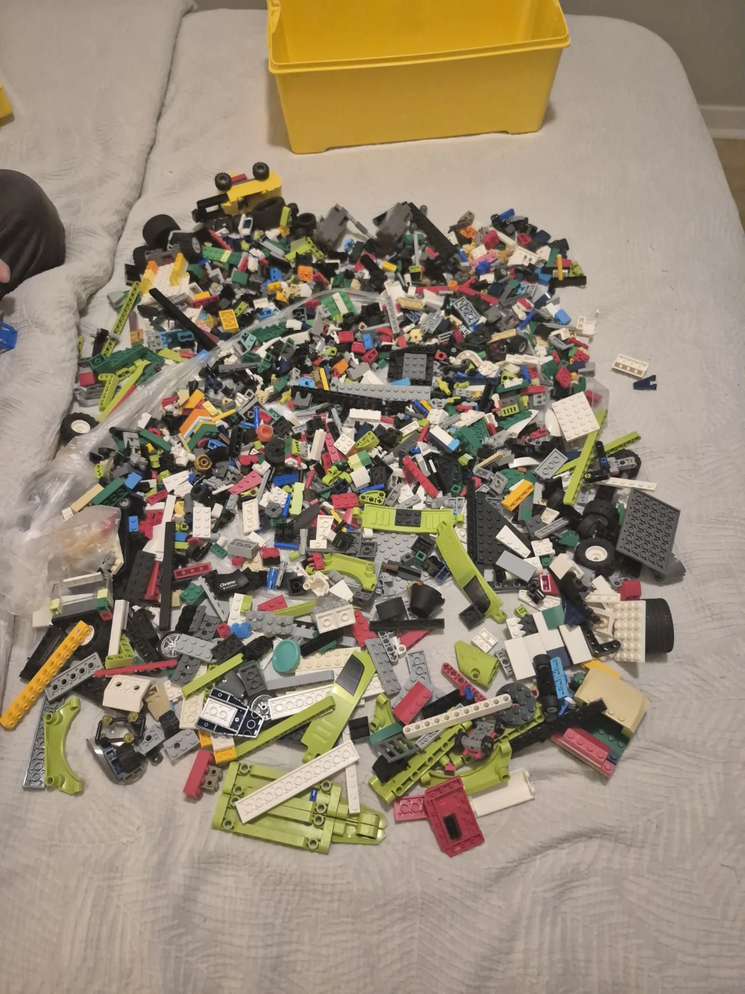 LEGO Storage Box with Assorted Pieces - photo 3