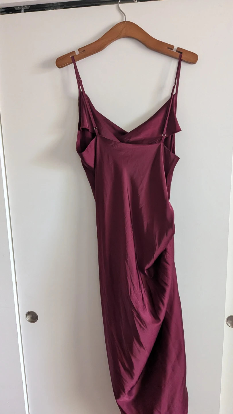 Fashion Nova Ruched Midi Dress Burgundy - photo 3