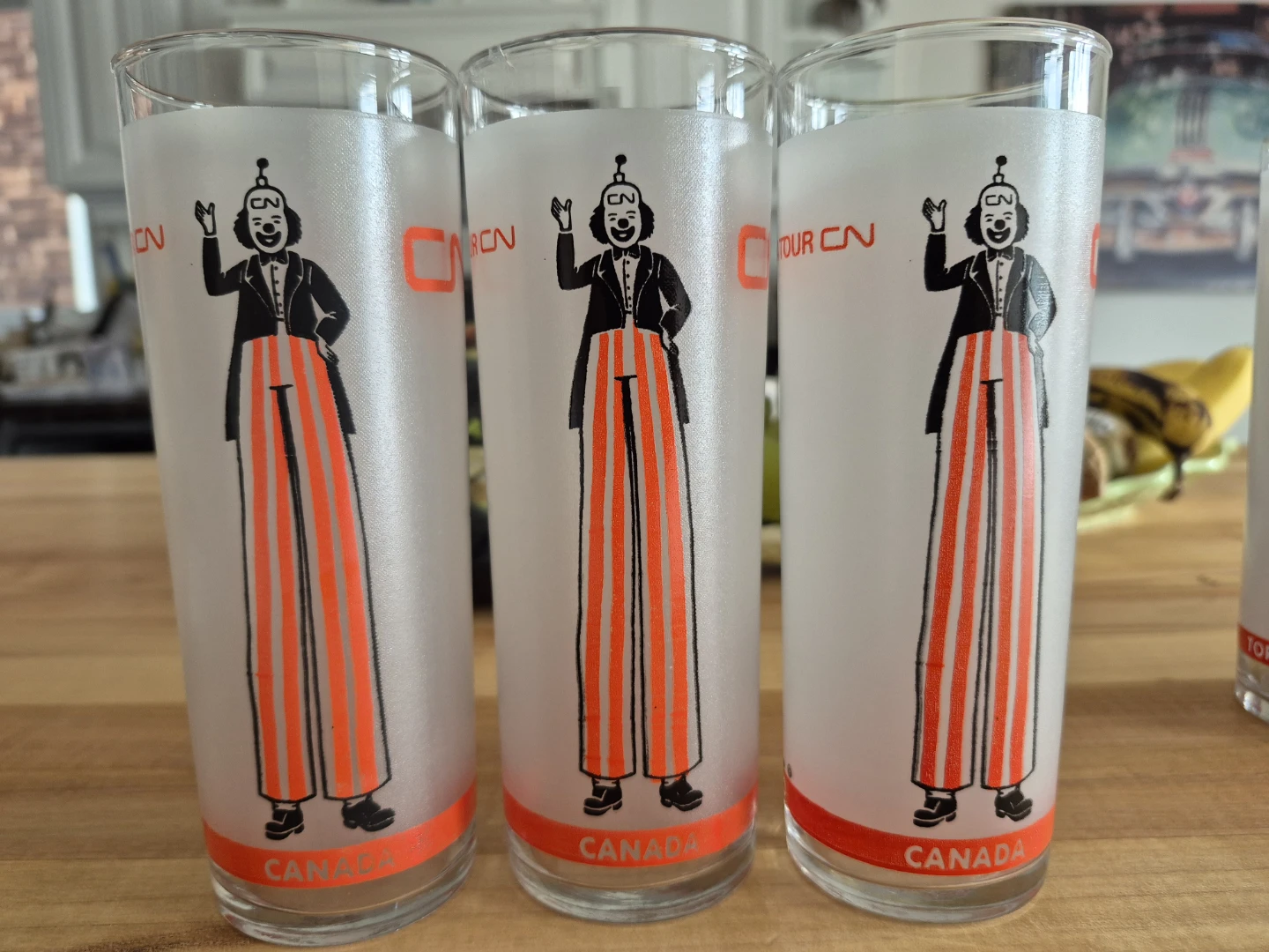 Set of 8 CN Tower high ball glasses - photo 2