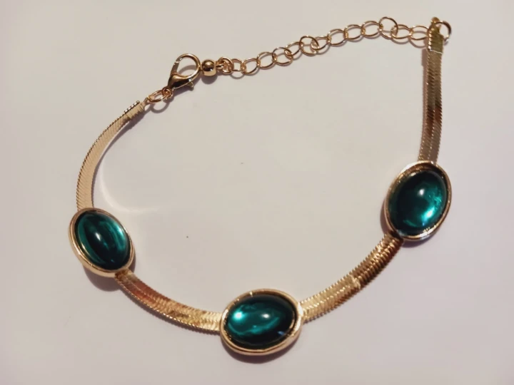 New !! Gold Tone Bracelet with Emerald Green Cabochons