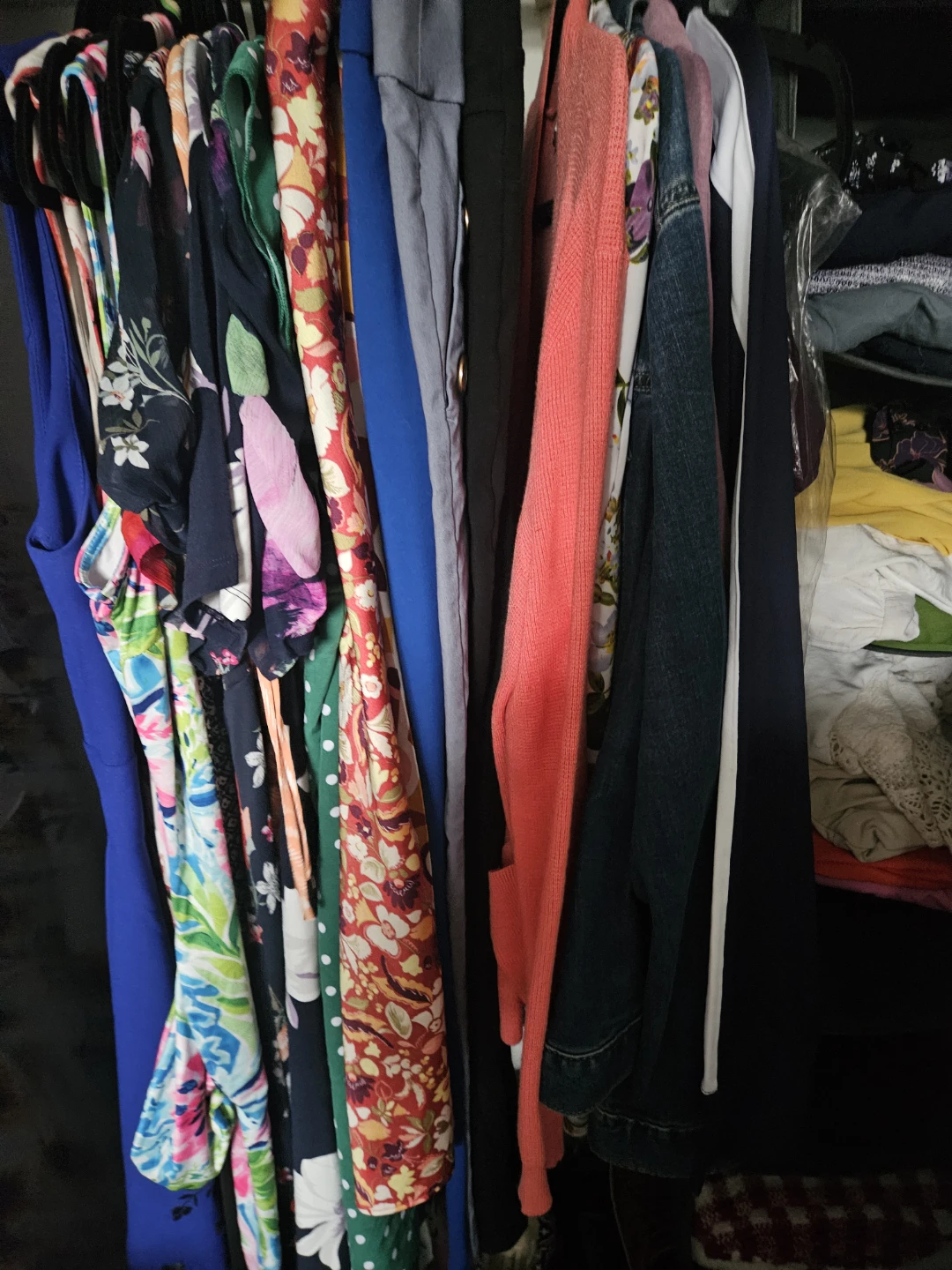 Bundle of women's clothing