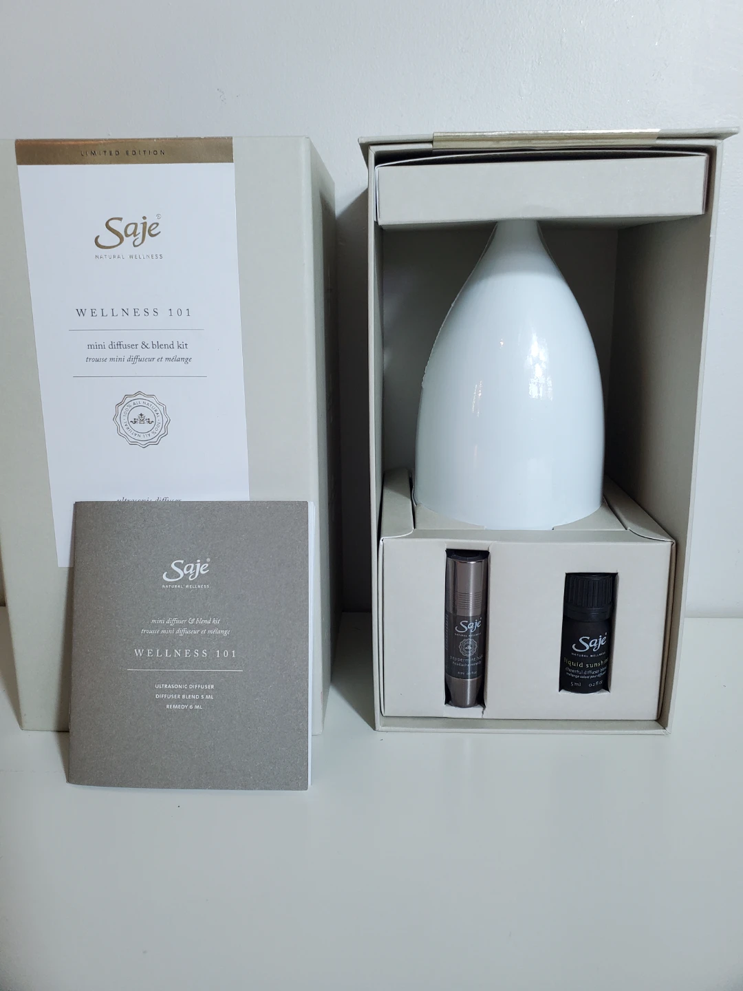 Saje  Petite Ultrasonic Diffuser & Blend Kit Limited Edition