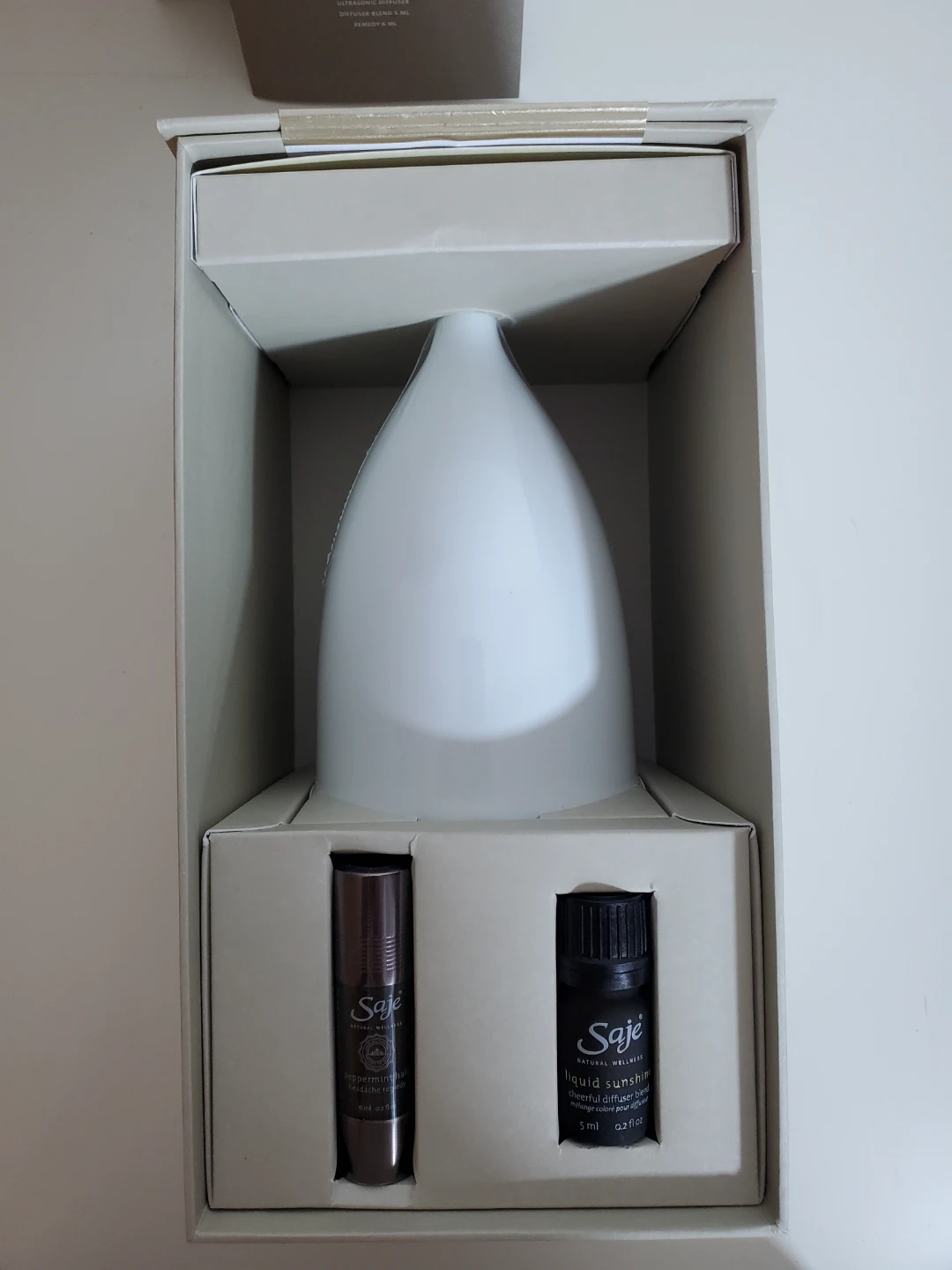 Saje  Petite Ultrasonic Diffuser & Blend Kit Limited Edition - photo 3