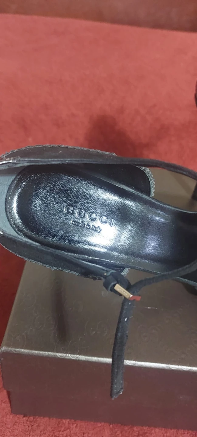 Gucci Black Suede & Sequined Heels Size 38 ⚽️ - photo 4