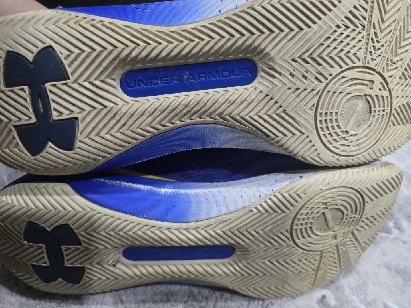 Under Armour Curry 3Zer0 basketball shoes - photo 4