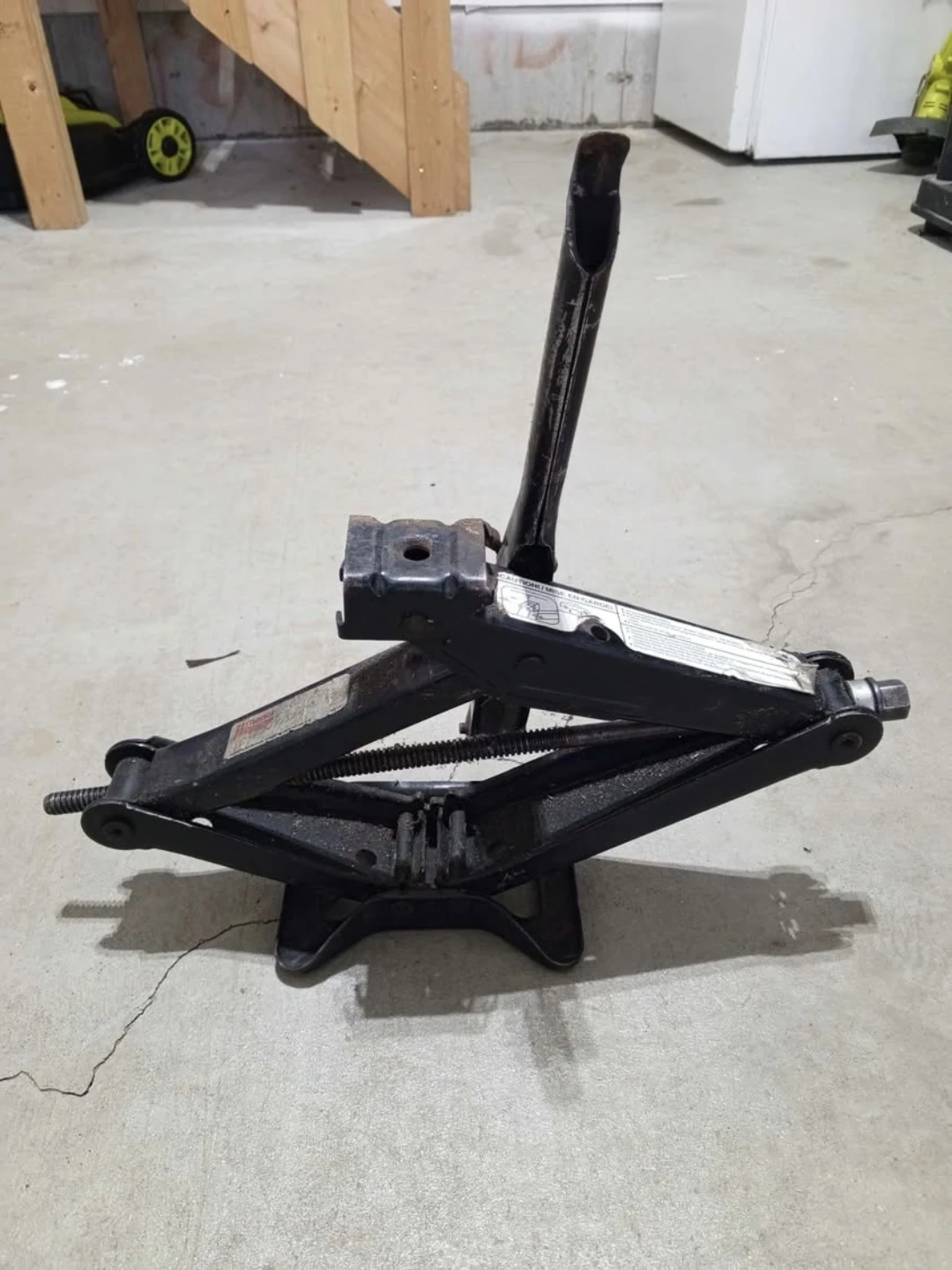 Car jack with free bottle depot sell - photo 4