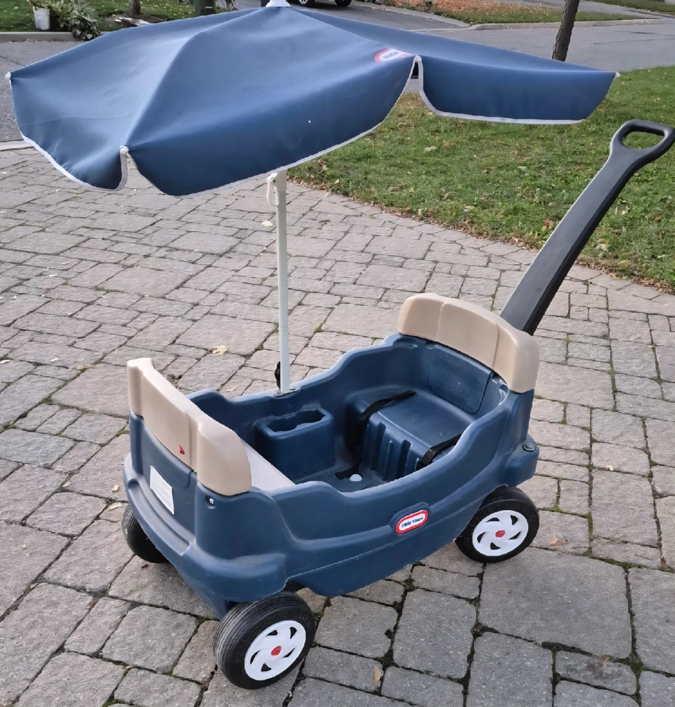 Little Tikes Wagon with Umbrella
