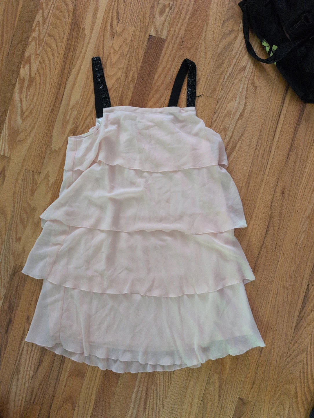 Pink Tiered Ruffle Dress ⚽