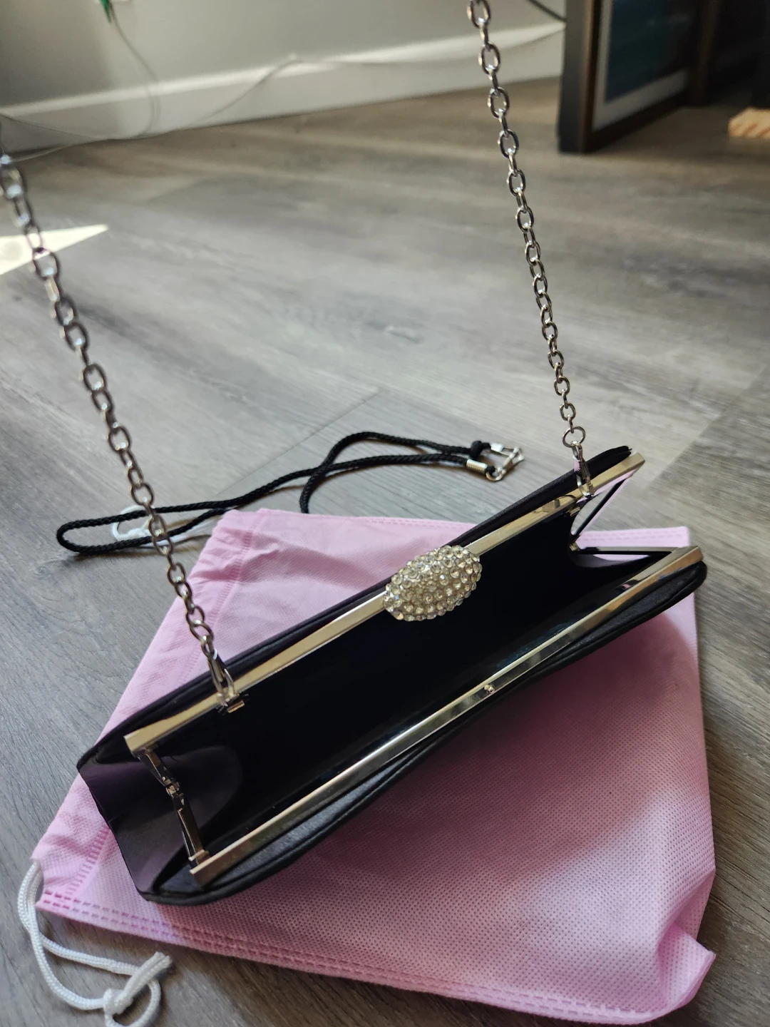 Black Pleated Clutch Evening Bag with Chain Strap ⚽ - photo 3