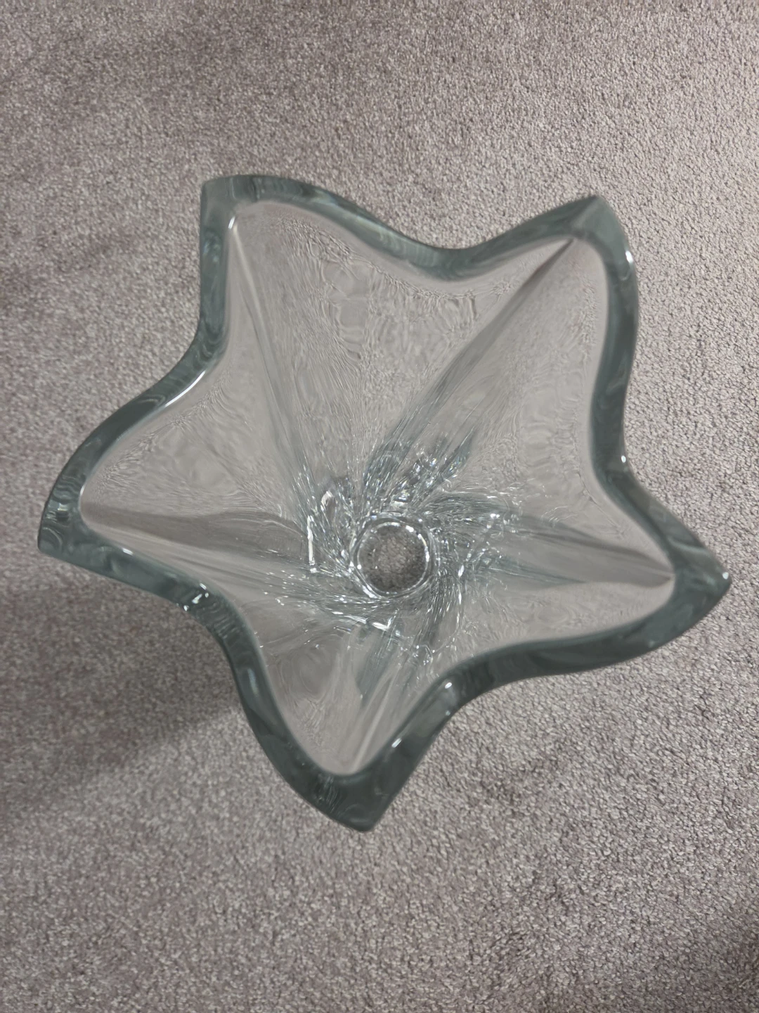 ⚽️Clear Glass Swirl Vase - photo 2