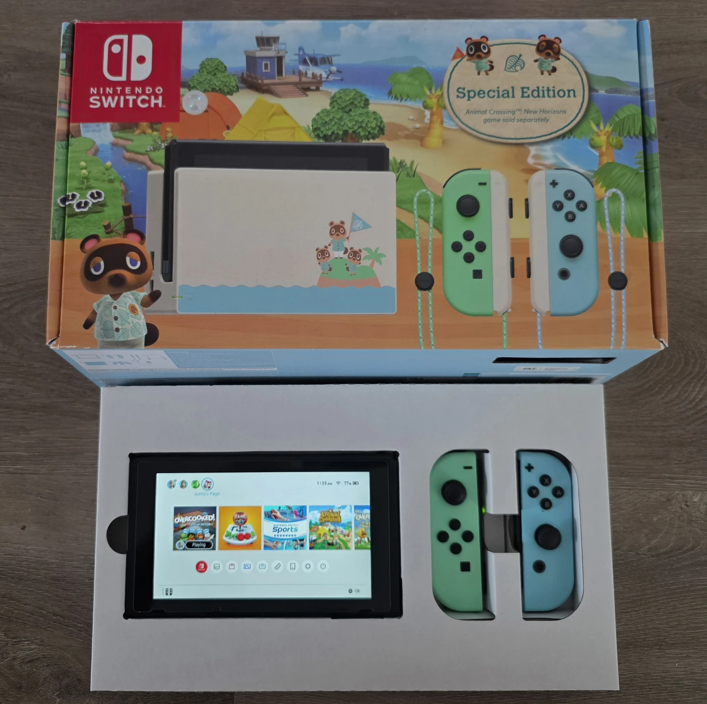 Nintendo Switch Special Edition - Animal Crossing
