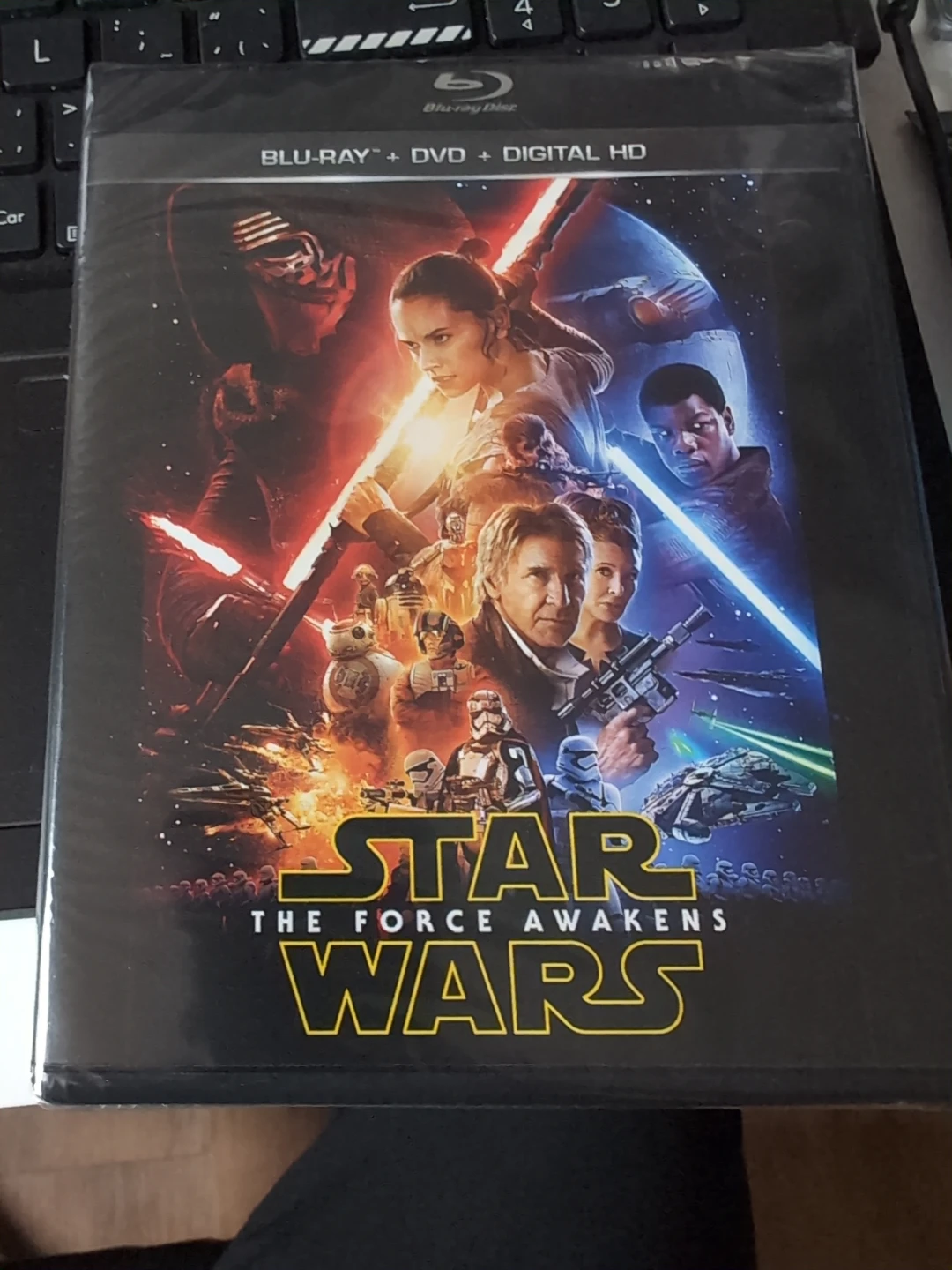 Star Wars: The Force Awakens Blu-Ray + DVD + Digital HD