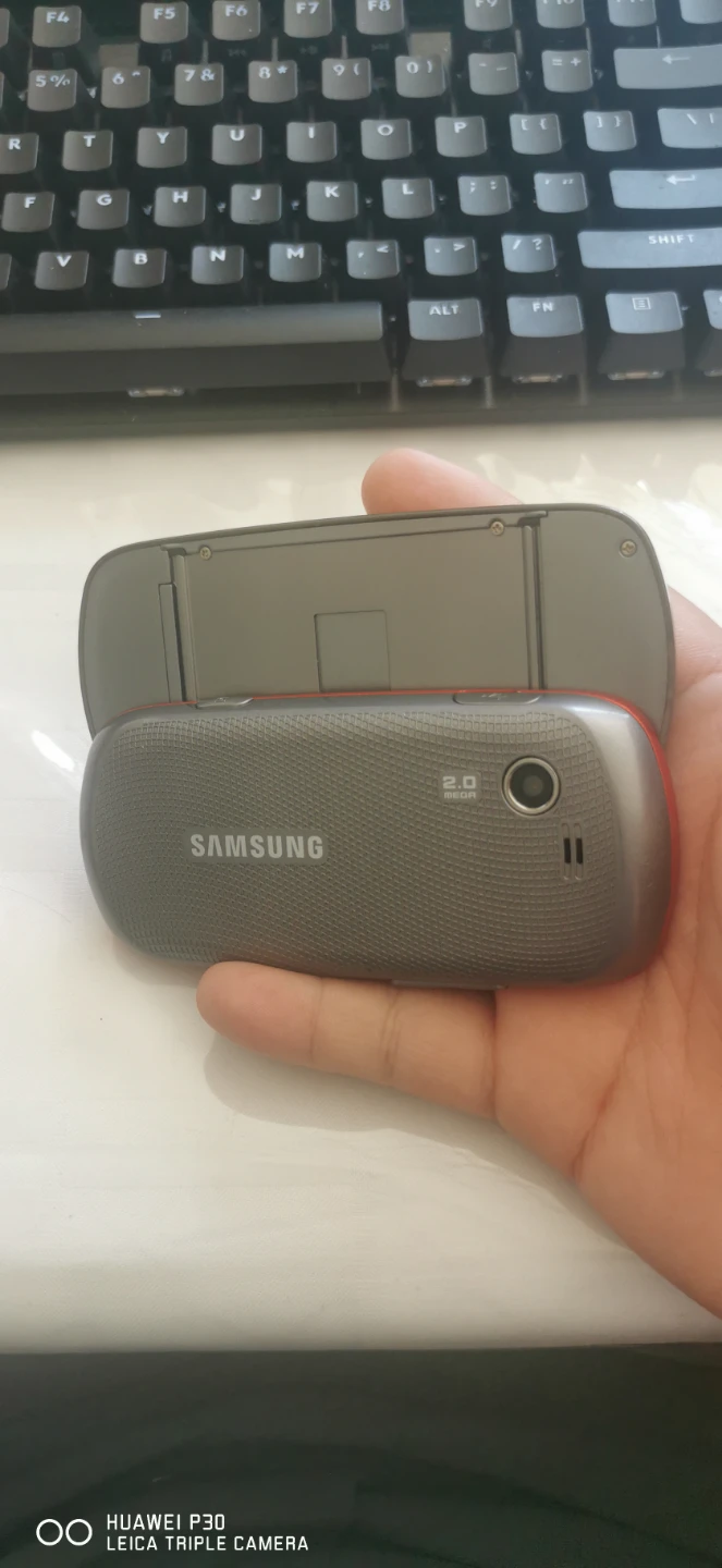 3G Samsung Slider Phone - photo 4