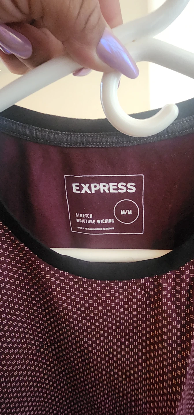 Express Men's Burgundy Textured Knit T-Shirt - photo 3