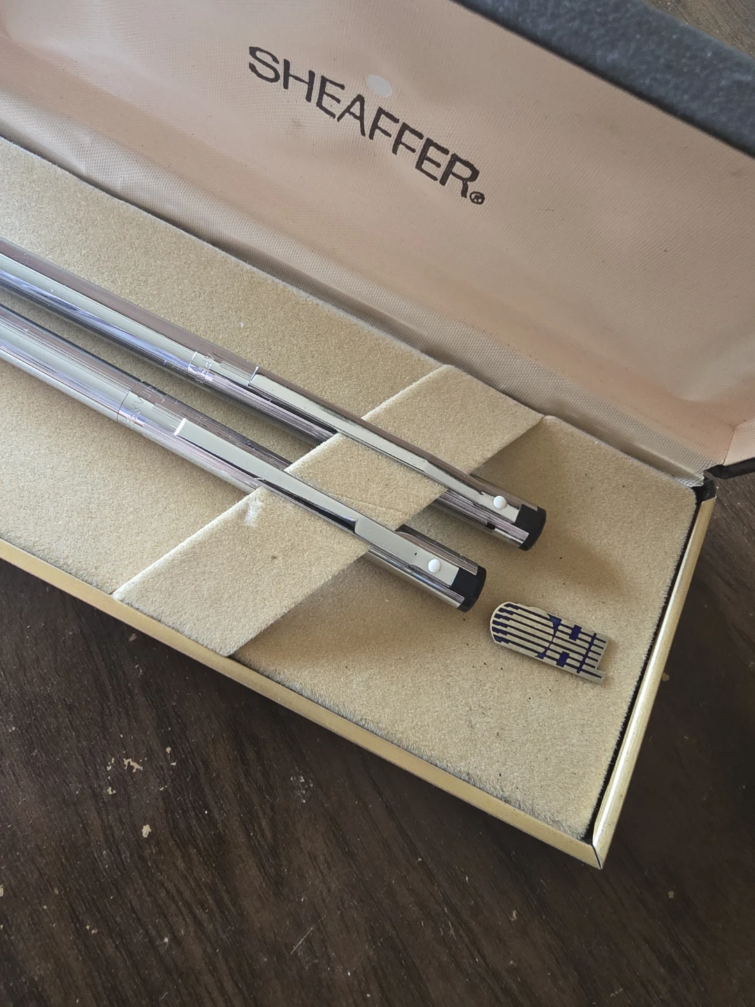 Sheaffer Pen Set in Original Box - photo 3