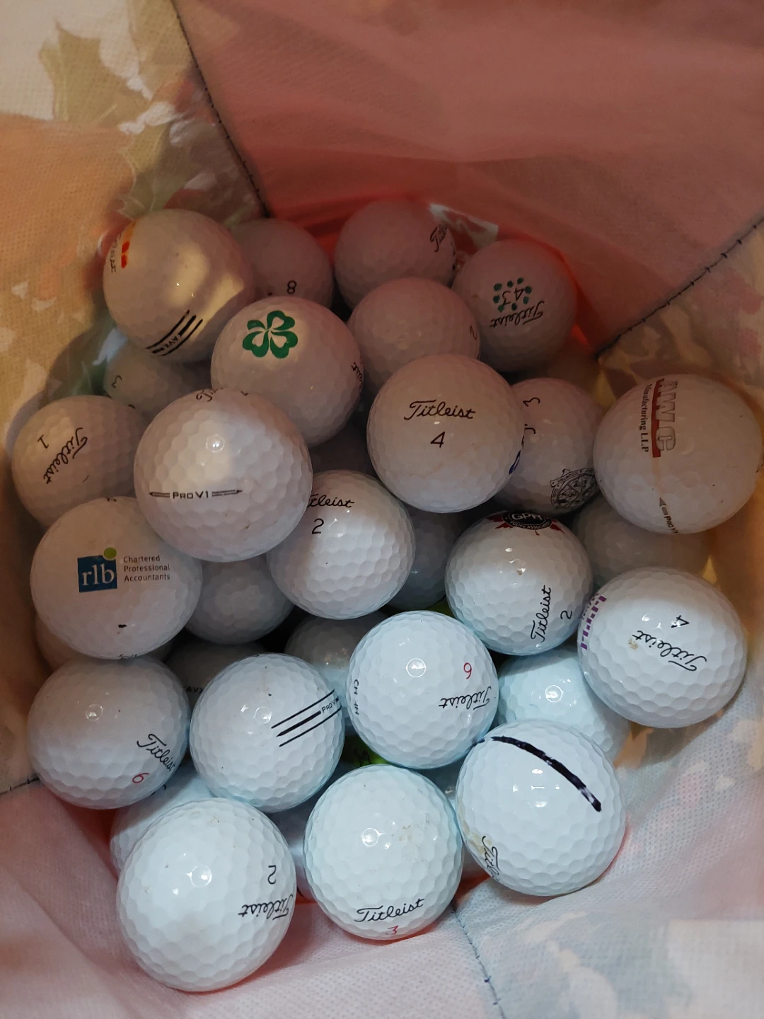 Titleist Pro V1 Golf Balls - Bag of 50