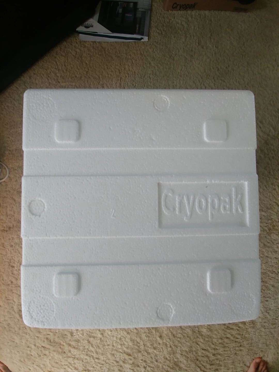 ⚽ Cryopak Insulated Cooler Box
