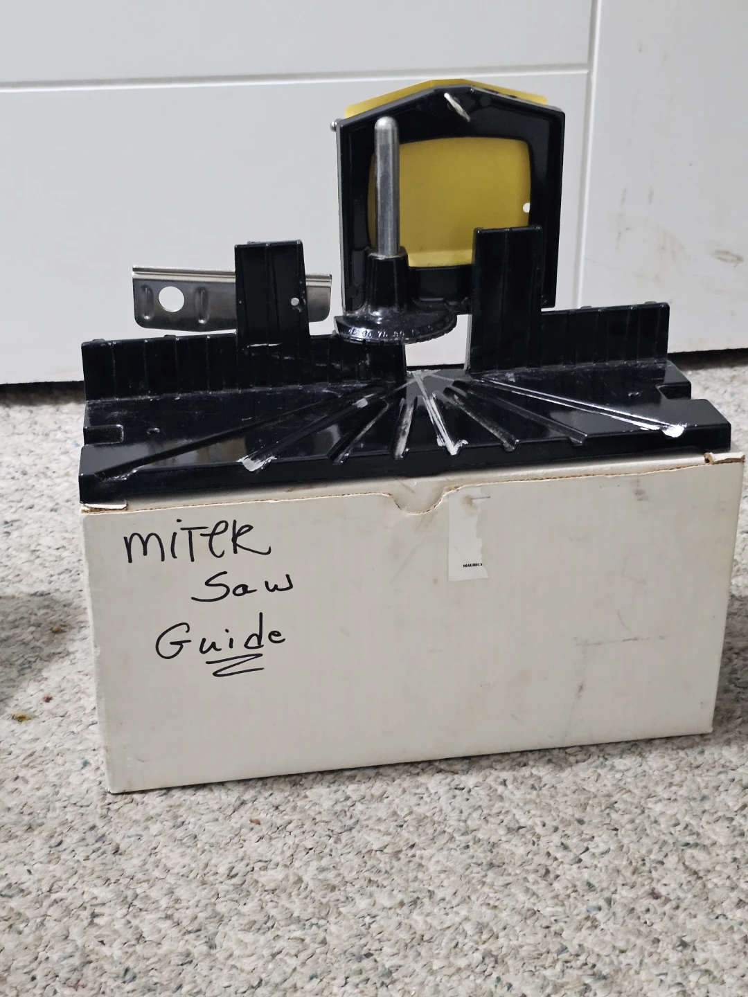 Miter Saw Guide with Box