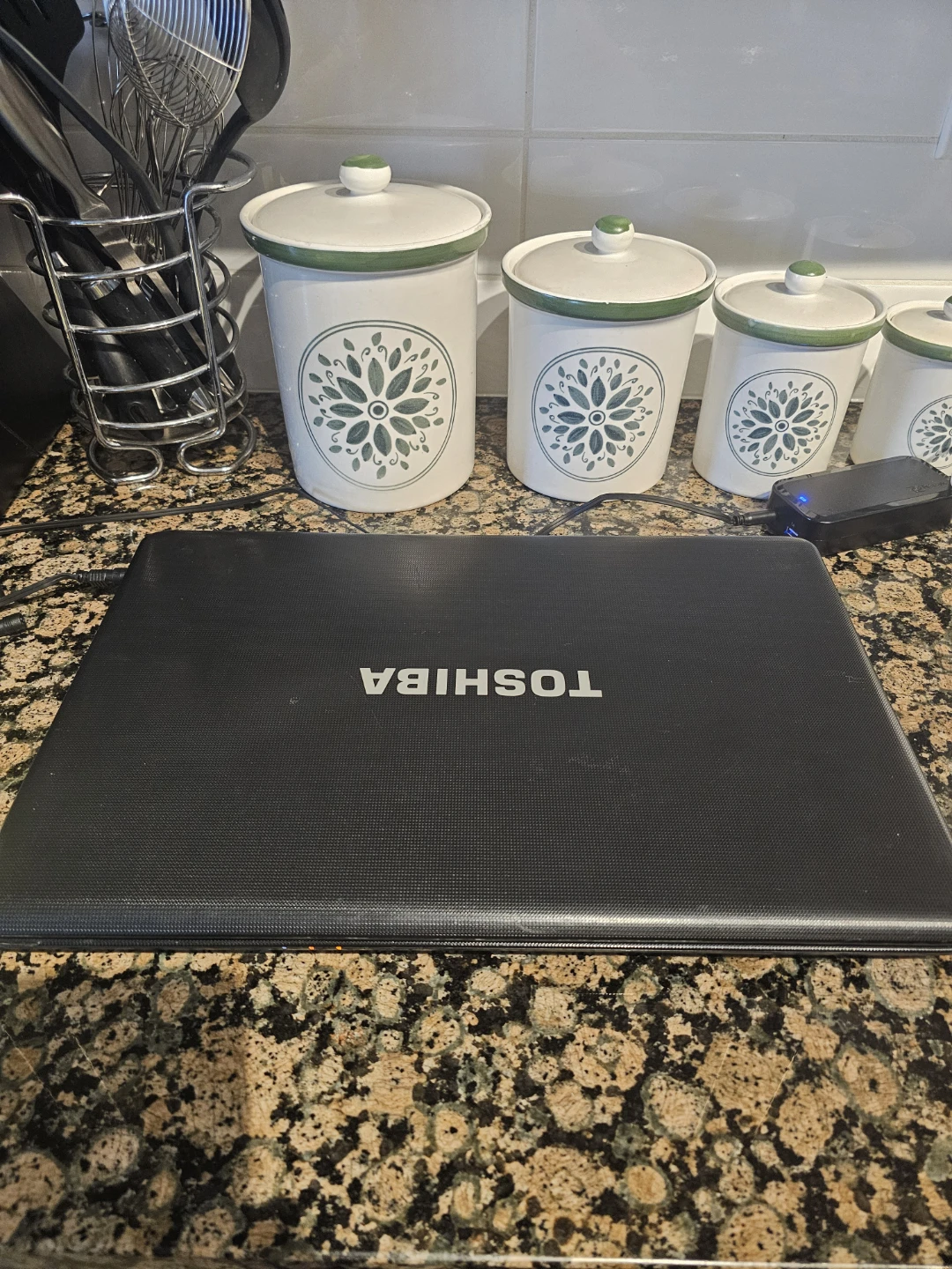 Toshiba Satellite Pro Laptop - photo 4