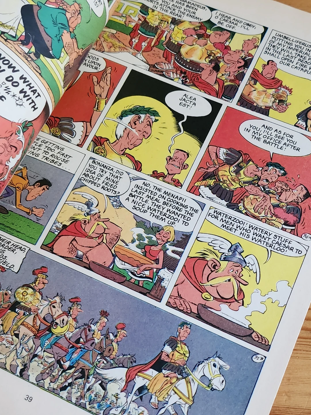 Asterix Comic Book Bundle- (5 Books) - photo 3
