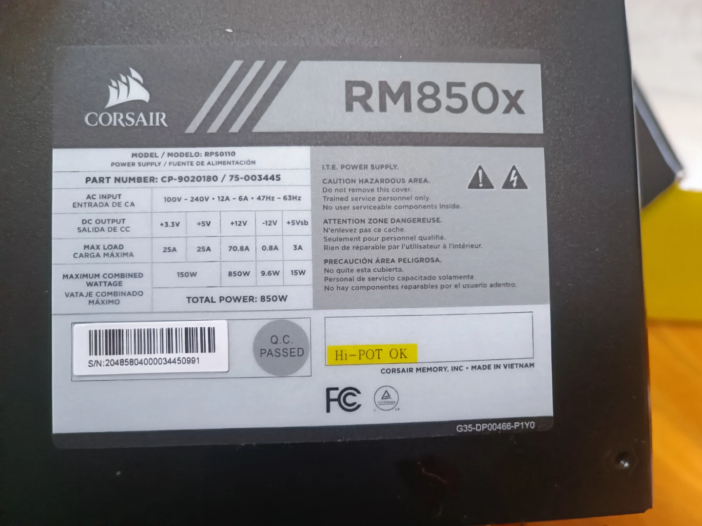 Corsair RM850x 850 Watt Power Supply - photo 4
