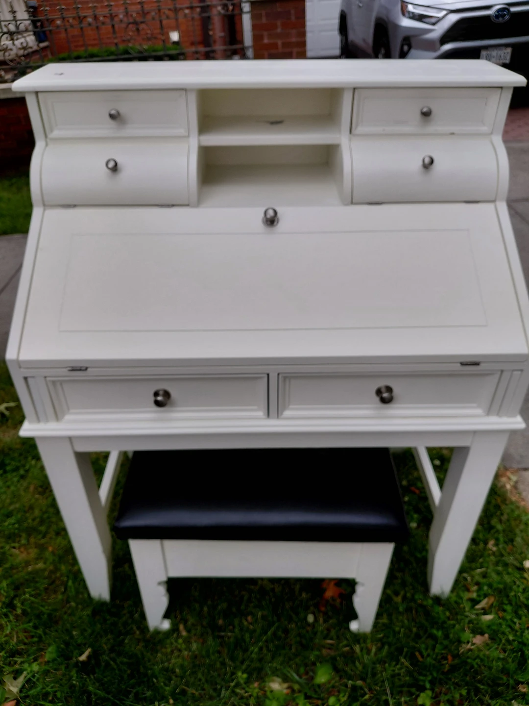 FREE - Secretary Desk / Vanity Desk with Bench - photo 2