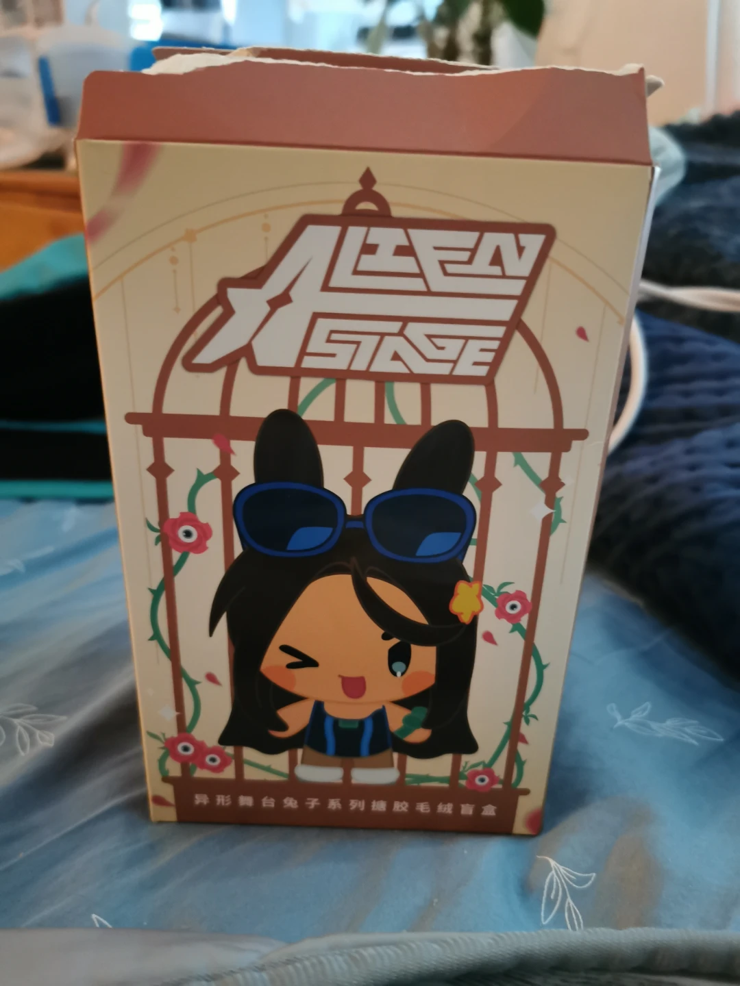 Alien Stage Luka bunny blind box