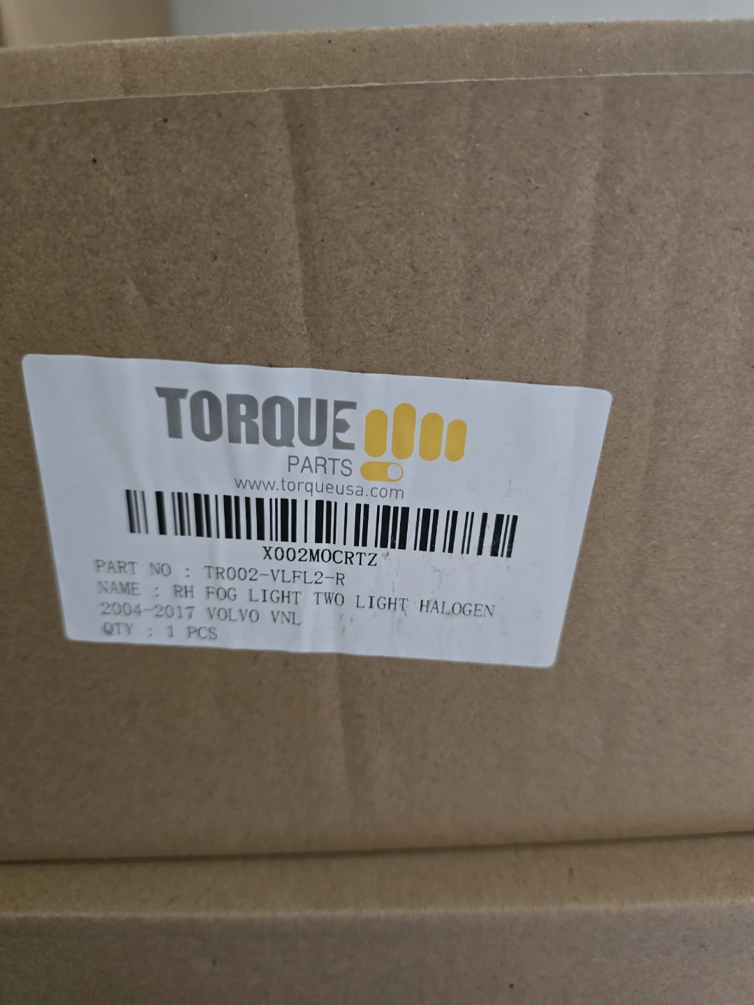 Torque Parts RH Fog Light for 2004-2017 Volvo VNL