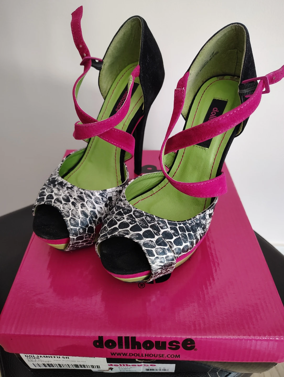 Dollhouse Jamie Sandal Heels in Fuchsia Multicolor