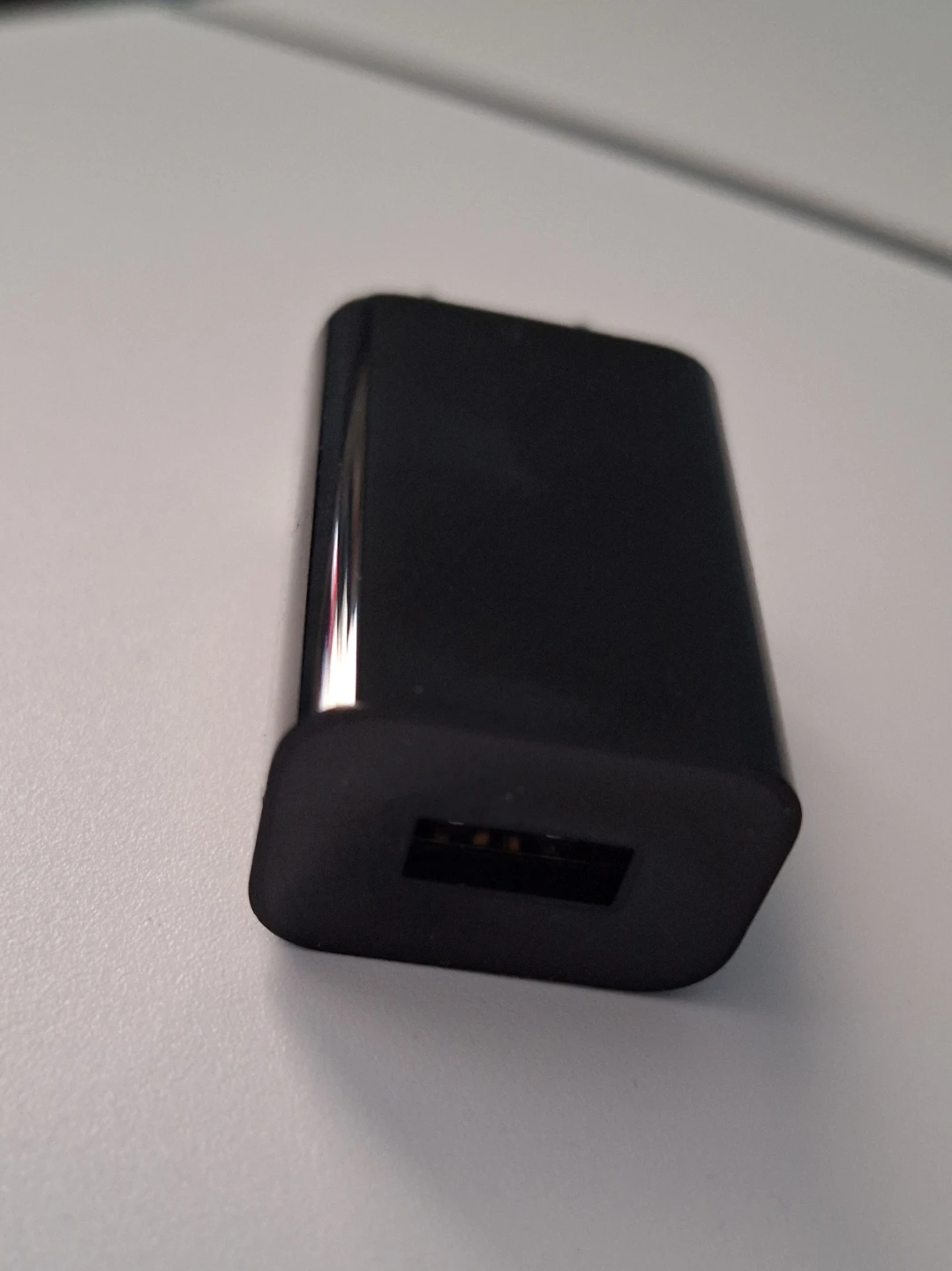 Amazon USB Wall Charger - photo 2