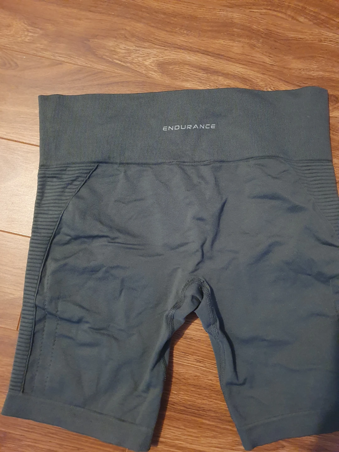 Endurance Women's Seamless Bike Shorts