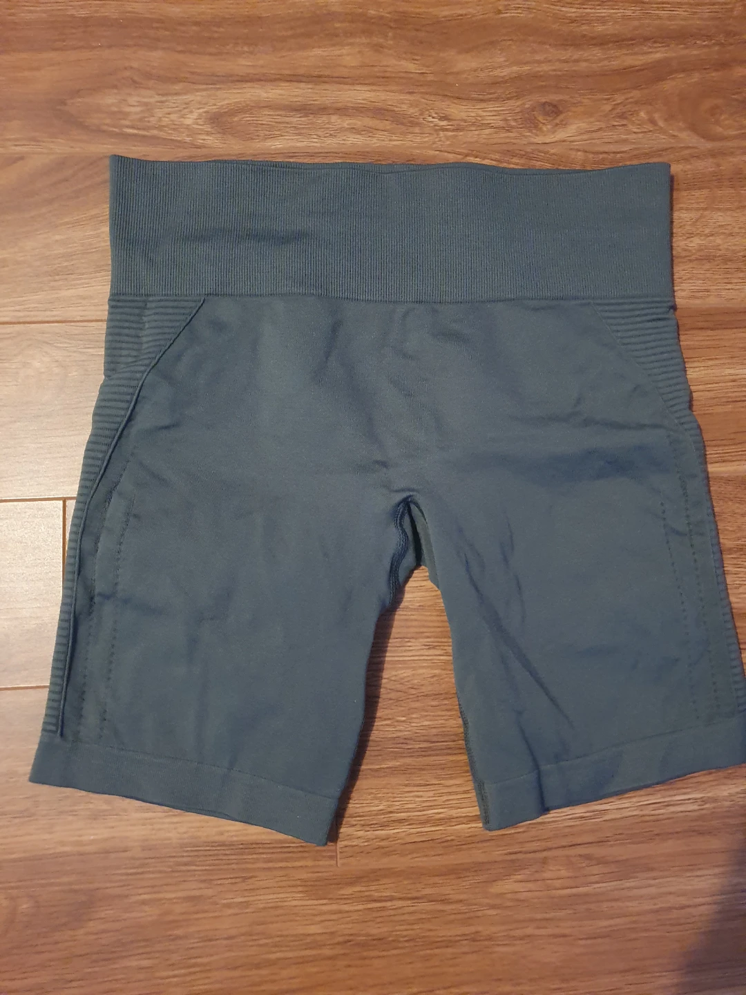 Endurance Women's Seamless Bike Shorts - photo 2
