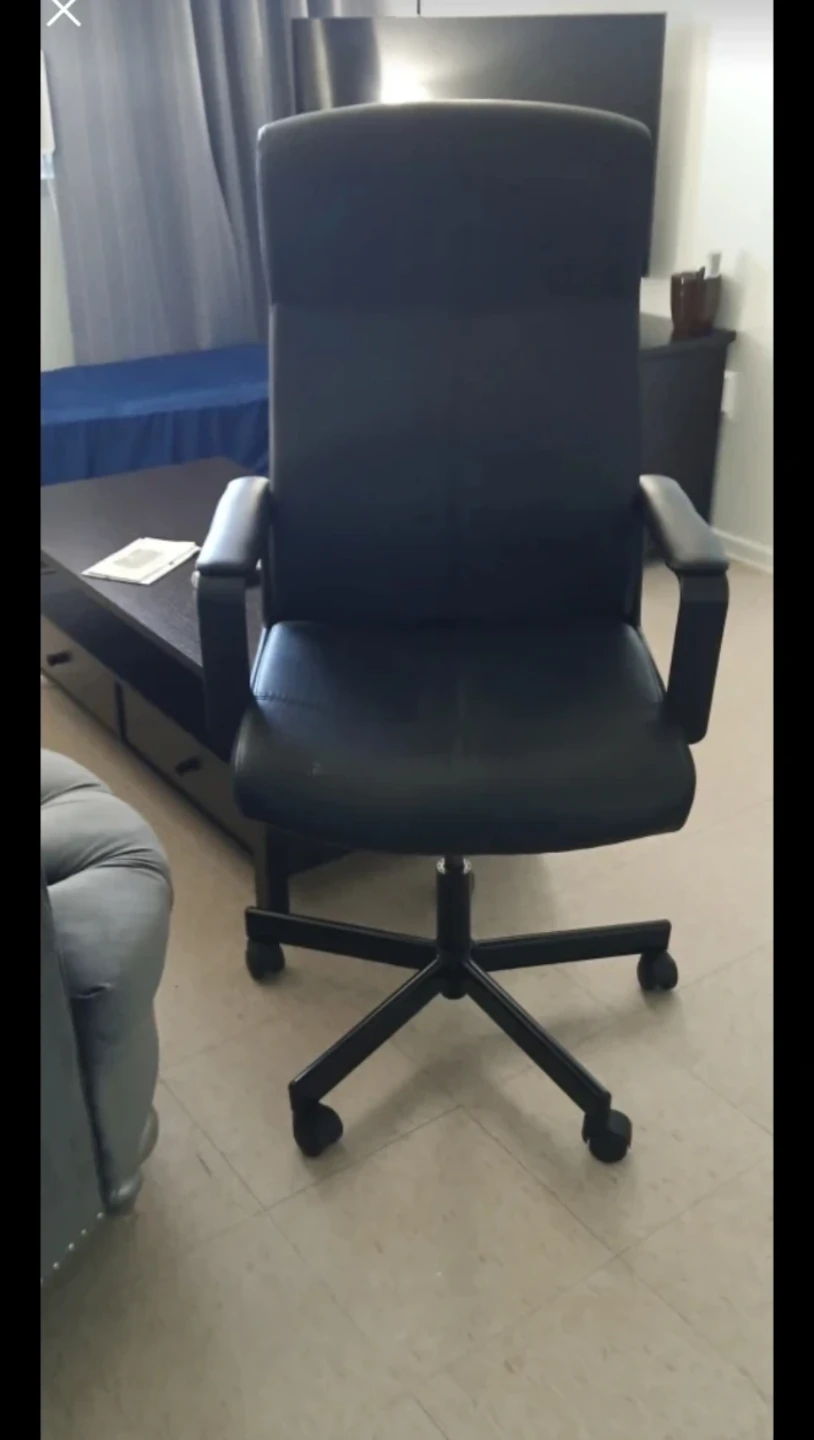 Black Office Chair - photo 3