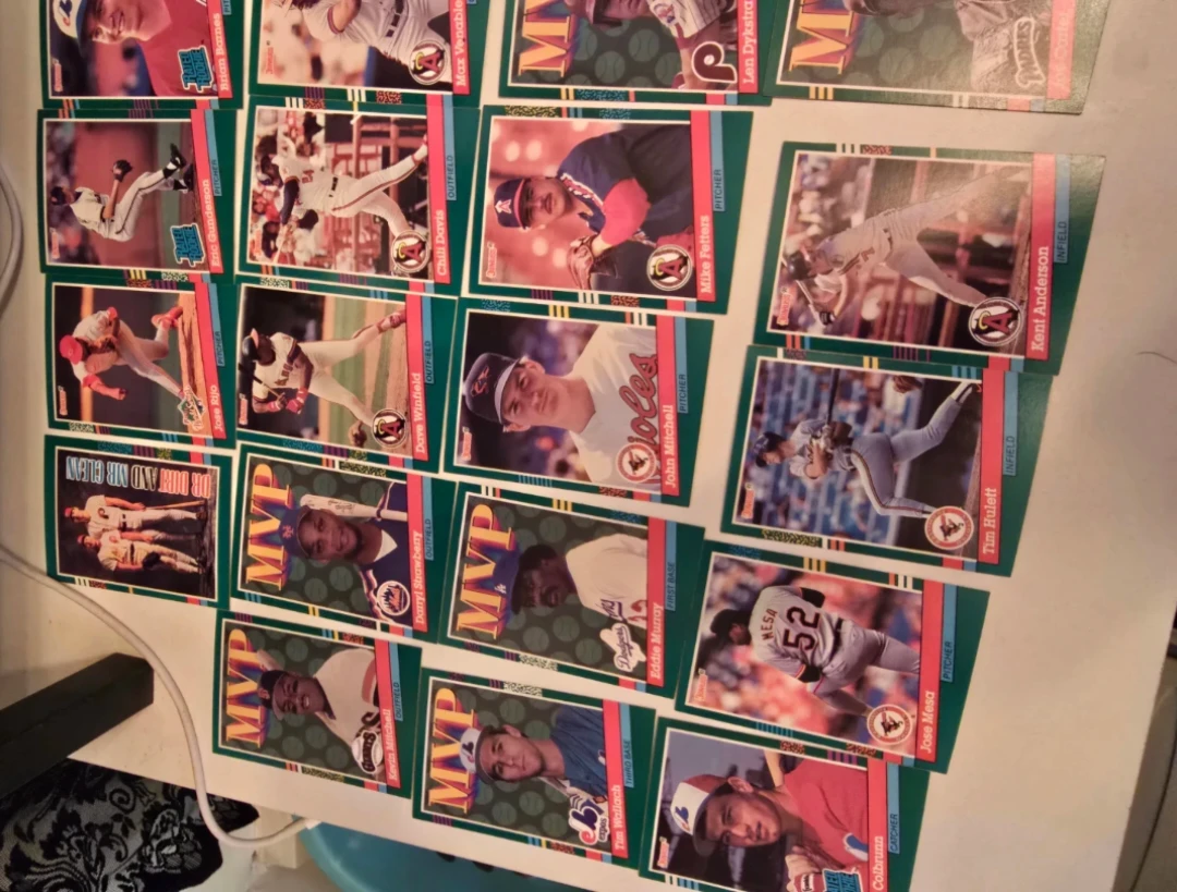 Collection of 1989 Donruss Baseball Cards - photo 2