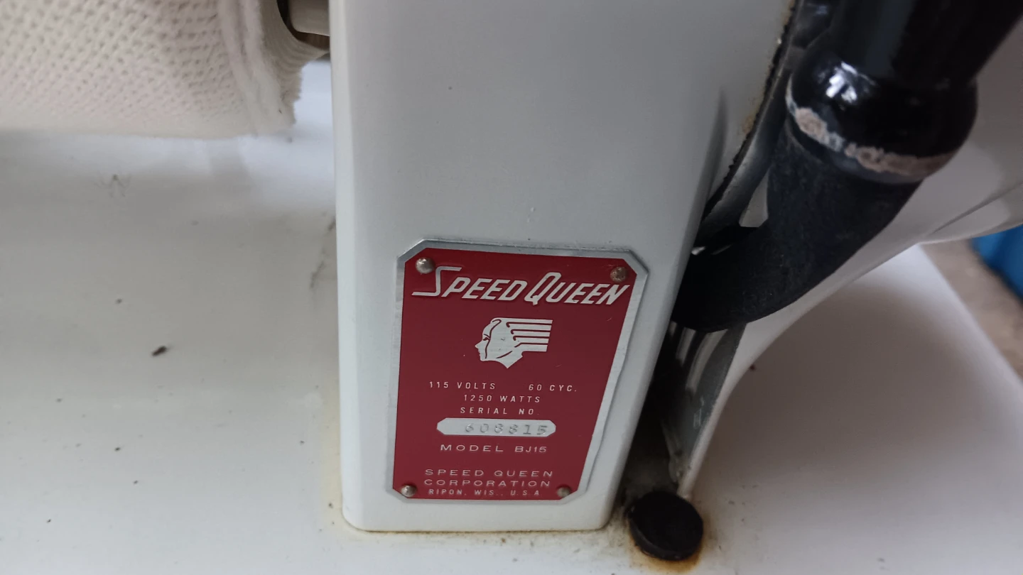 Speed Queen BJ15  clothing  press whizz junior