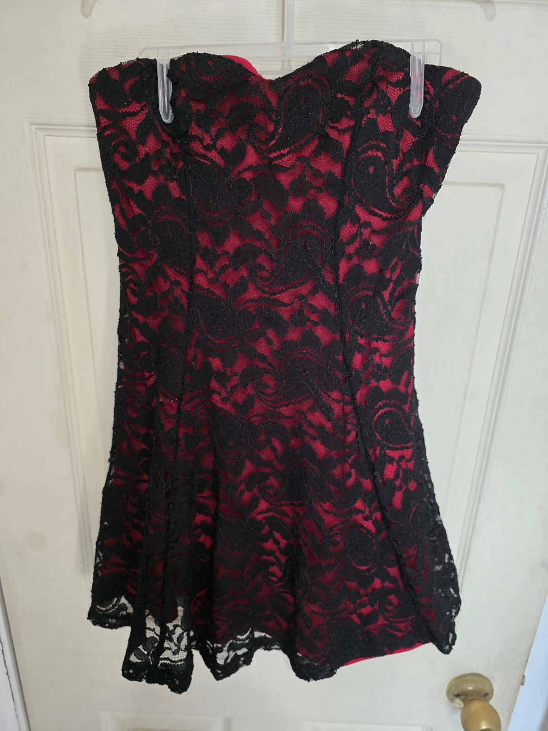 Seductions Strapless Lace Peplum Top - Red/Black, Size M
