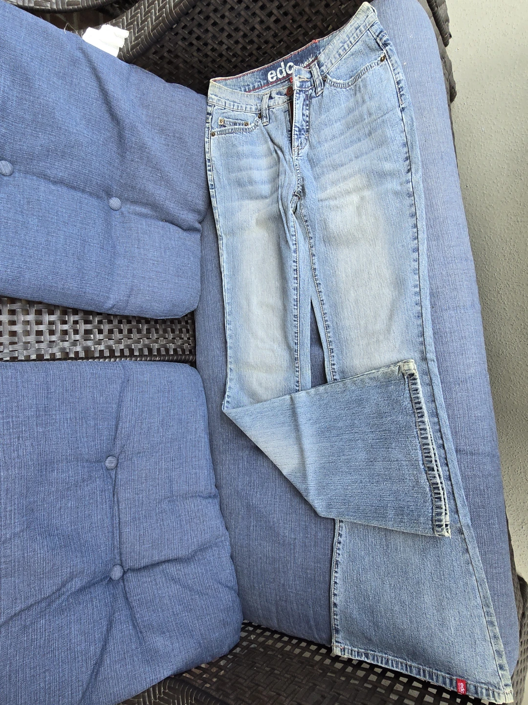 EDC by Esprit Flare Jeans like new size 2-4
