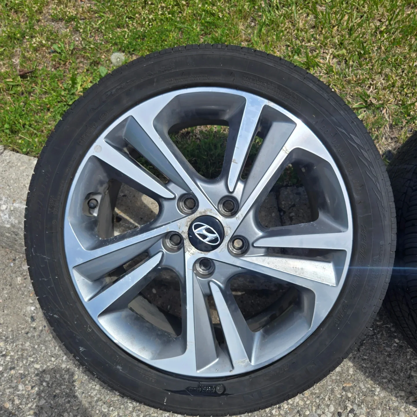 17" OEM Hyundai Wheels & Nexen All-Season Tires - 5x114.3 - photo 3